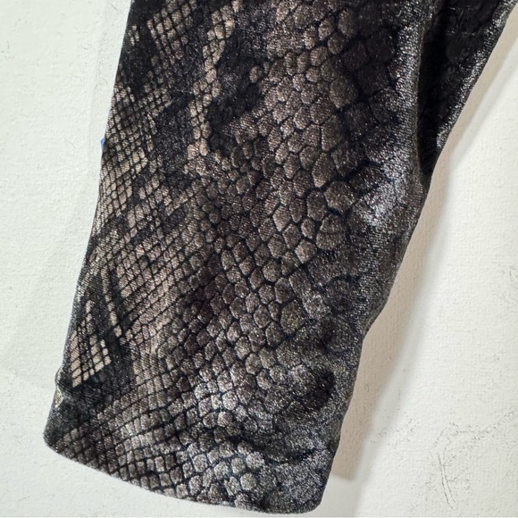 Sno Skins metallic snake print stretch velvet turtleneck - Picture 4 of 9